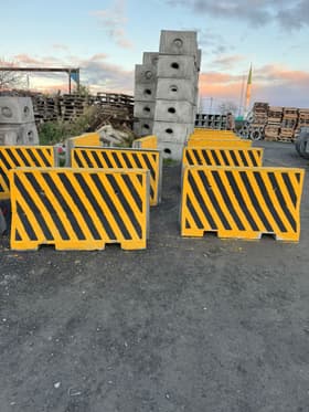 beton bariyer sarı siyah boyalı