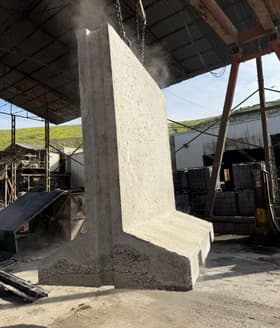 220 lik Beton Bariyer