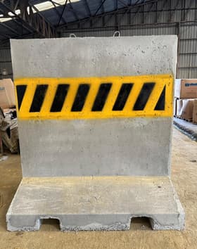 Büyük Ölçülü Beton Bariyer