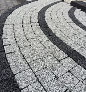 Mineralli begonit parke taşı